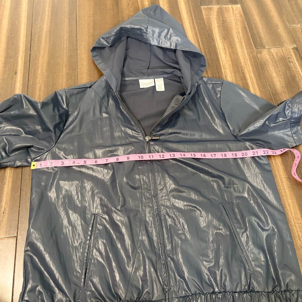 Zynergy by Chico’s Sz Blue Golf Jacket Hooded Zip Up Pockets Athletic Preppy - Picture 2 of 8